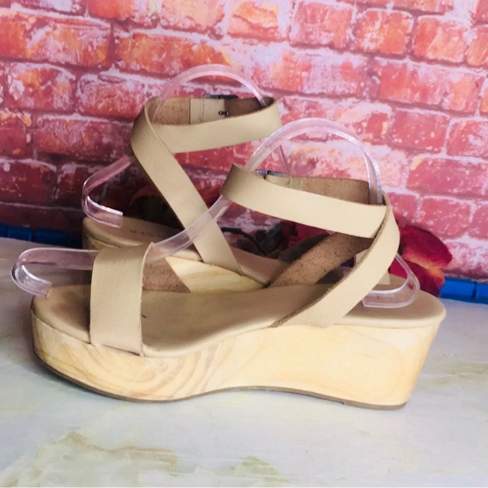 Nisolo Sarita Buff Leather Wedge Wooden Platform Strappy Sandals